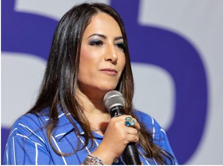 É candidata: Líder nas pesquisas, Justiça Eleitoral defere registro de candidatura de Cláudia, em Porto Seguro 10