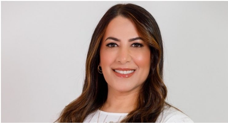 PORTO SEGURO: CLÁUDIA OLIVEIRA LIDERA PESQUISA PARA PREFEITURA PORTO SEGURO: CLÁUDIA OLIVEIRA LIDERA PESQUISA PARA PREFEITURA 4