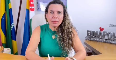 Eunápolis: Cordélia Torres desiste da candidatura à reeleição 10