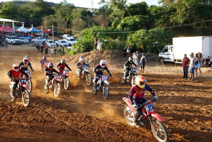 Trancoso recebe maior evento de Motocross do Nordeste neste final de semana Trancoso recebe maior evento de Motocross do Nordeste neste final de semana 4