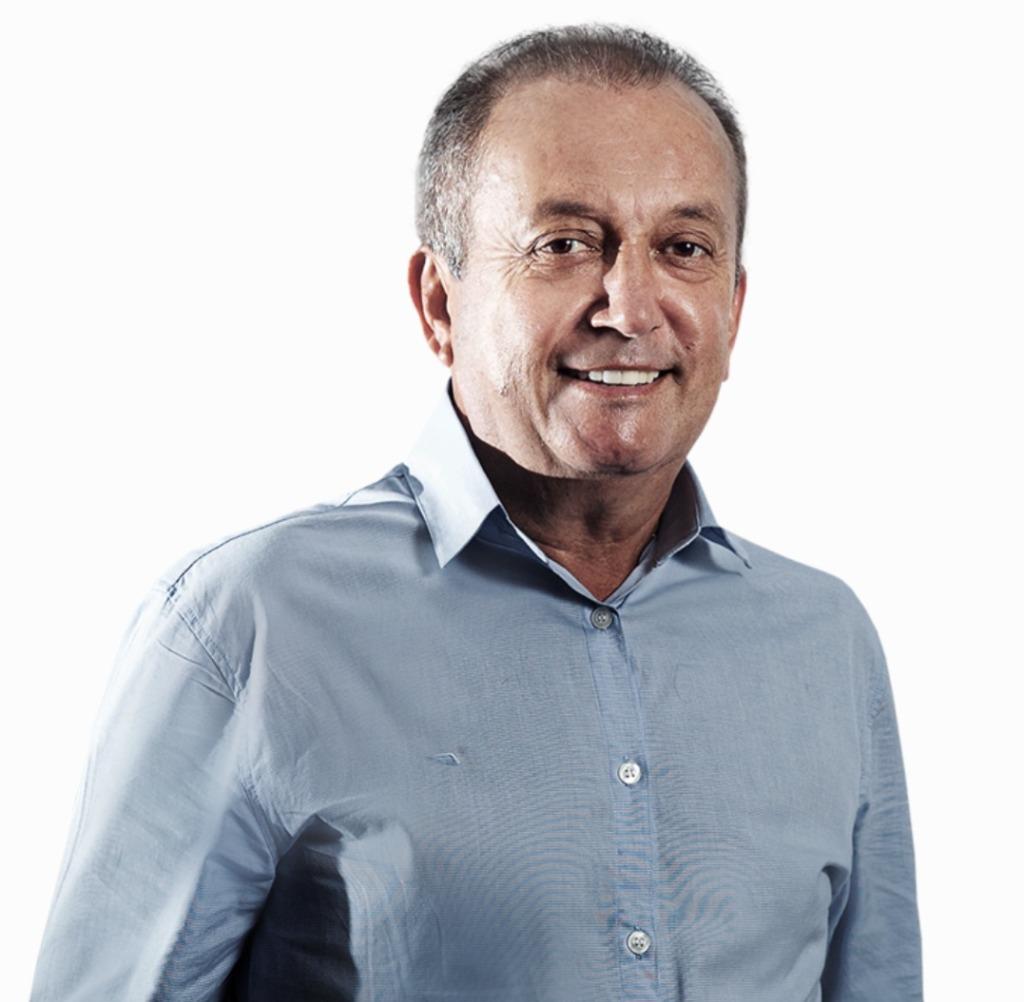 Robinho da Famarcia dispara e atinge 56,4% das intenções de voto para Prefeito em Naque 23