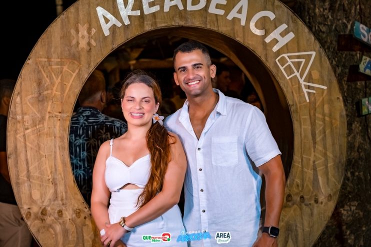 Tayrone e Larissa Gomes encantam público nas 07 Horas de Arrocha da Cabana Area Beach 745