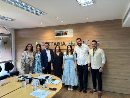 Cláudia Oliveira debate descentralização da saúde na Costa do Descobrimento 11