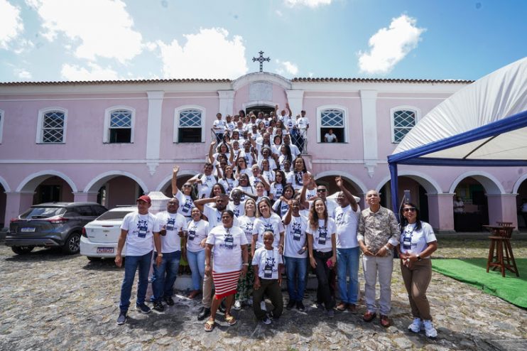 BRAVA Energia reúne mais de 60 lideranças comunitárias em prédio histórico da Bahia para apresentar resultados do projeto de educação ambiental 4