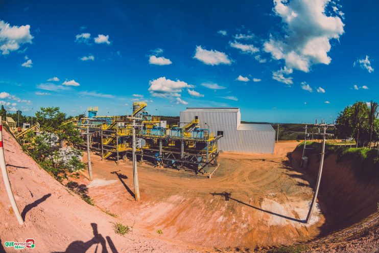 DSC_9340 Itabela faz história com a inauguração do Projeto Santa Cruz: um marco na produção de grafite nas Américas 15