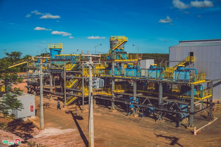 DSC_9424 Itabela faz história com a inauguração do Projeto Santa Cruz: um marco na produção de grafite nas Américas 48