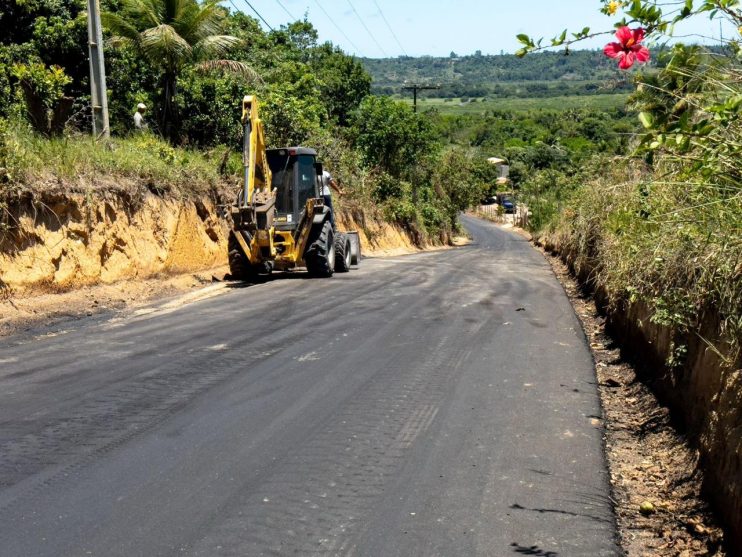 Ladeira do Bom Jesus, em Vale Verde, é a primeira a ser pavimentada na zona rural do município 17