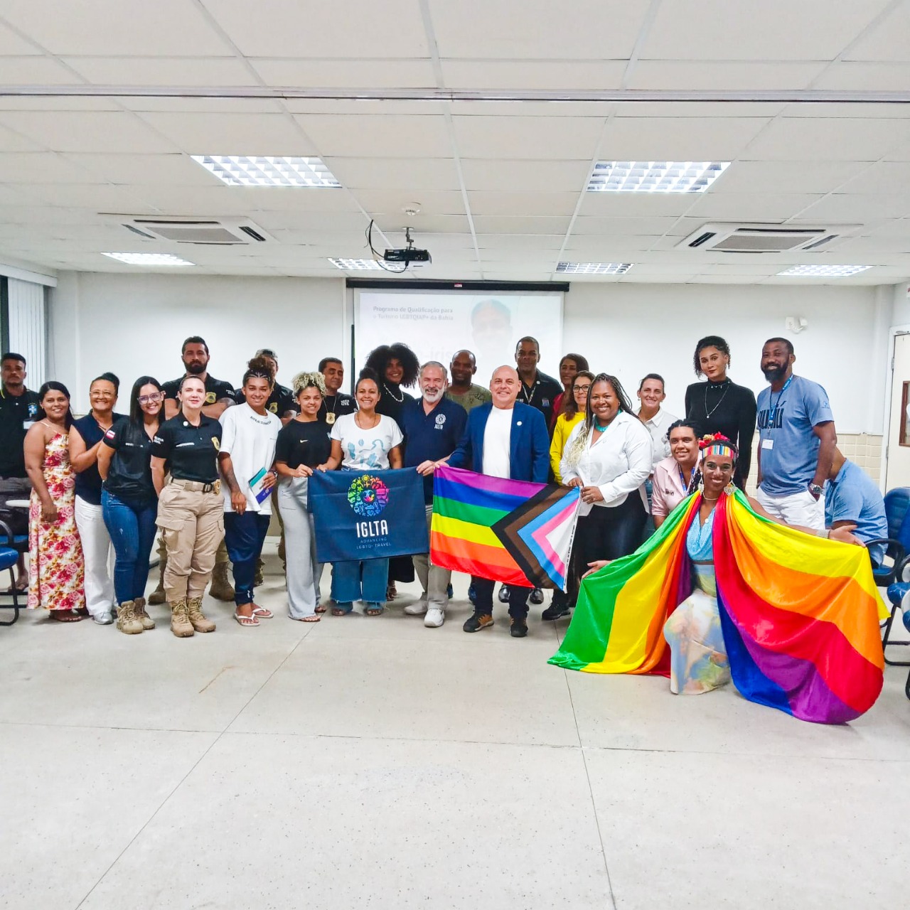 Seminário Turistas LGBT+ visa qualificação para negócios em Porto Seguro 15