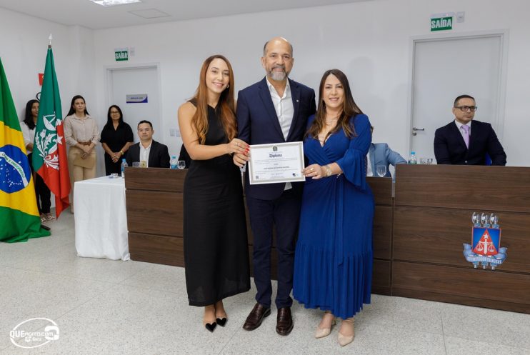 WhatsApp Image 2024-12-17 at 18.27.32 (4) Robério Oliveira e Pastor Bené são diplomados em Eunápolis: "O trabalho está de volta e começa agora", declara prefeito 108