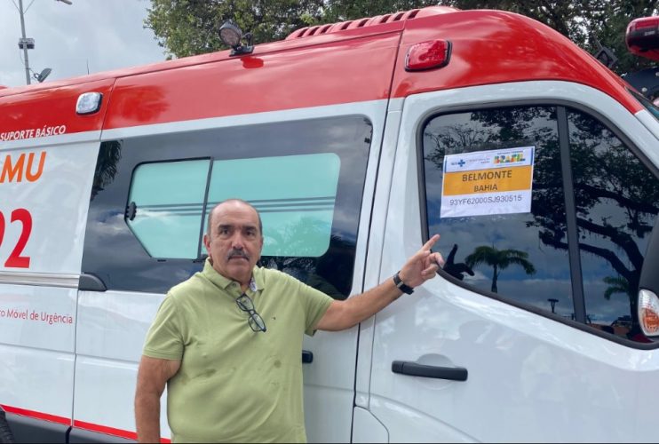Prefeito Iêdo Elias recebe nova ambulância do SAMU 0km do Governo do Estado 11