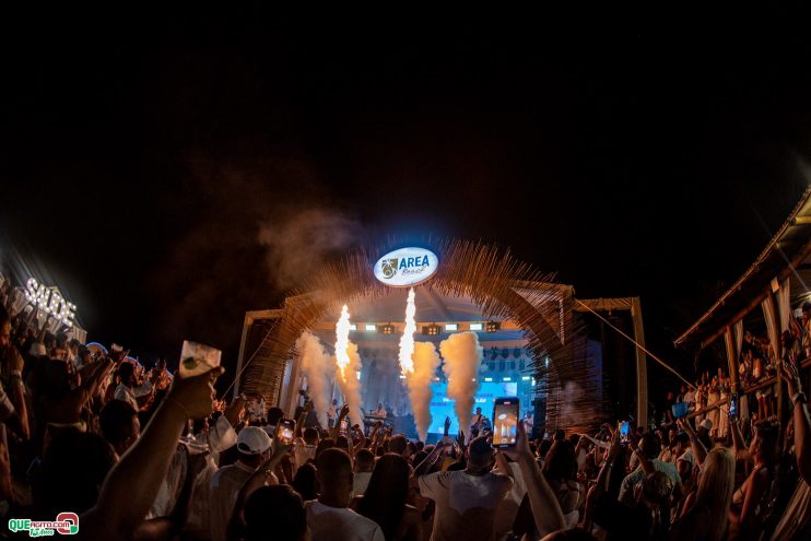 Com ingressos esgotados, o Réveillon 2025 da Área Beach foi um sucesso 895