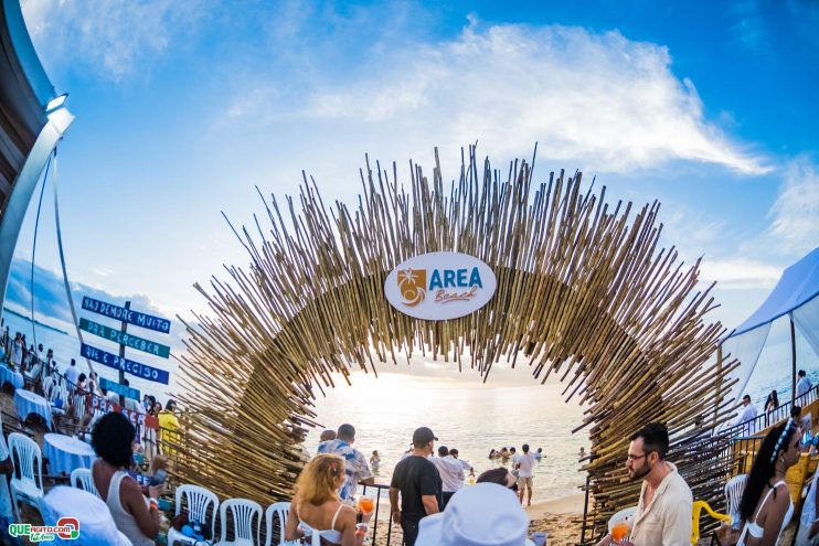 Com ingressos esgotados, o Réveillon 2025 da Área Beach foi um sucesso 1368