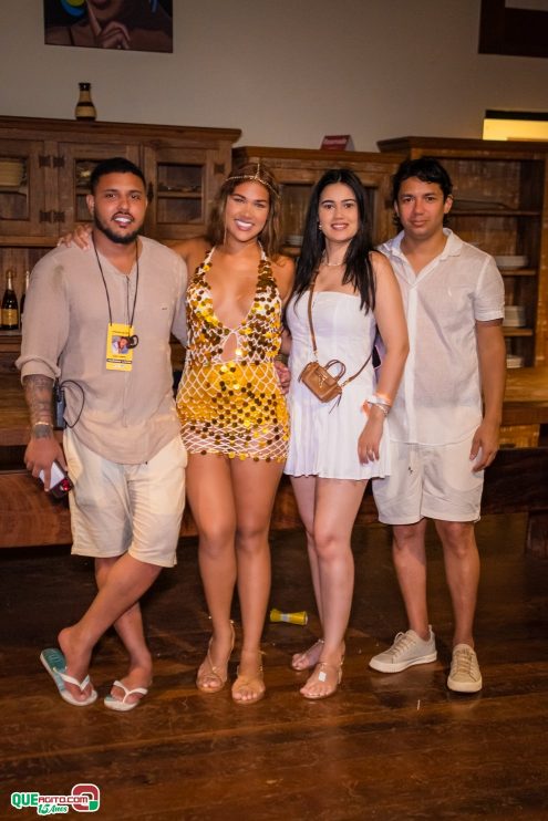 Nem mesmo a chuva conseguiu tirar o brilho do show de Filipe Ret especial 15 anos em Porto Seguro 272