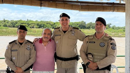 Belmonte: Iêdo Elias, se reúne com comandantes da Polícia Militar e reforça parceria para ampliar segurança no município 11