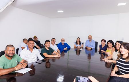 Prefeito Robério Oliveira anuncia novo secretariado em Eunápolis 10