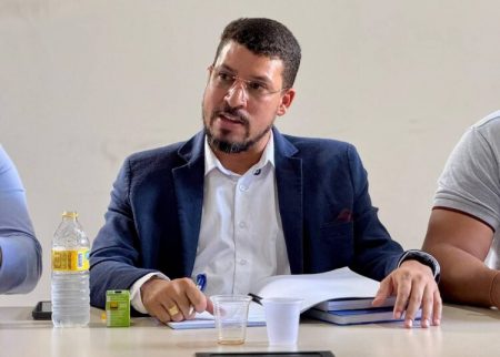 Ricardo Flauzino anuncia REDA para abril de 2025 em Itabela 9