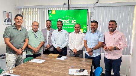 Luizinho, prefeito de Itagimirim, é eleito novo presidente do CONDESC 11