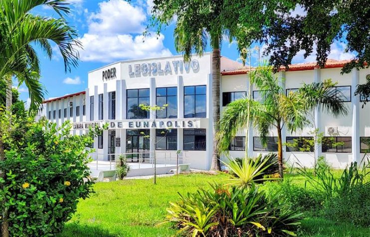 Período legislativo na Câmara de Eunápolis começa no dia 6 Período legislativo na Câmara de Eunápolis começa no dia 6 4