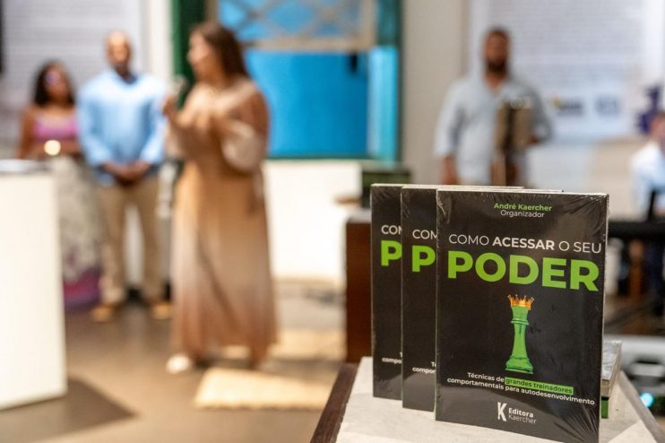 Lançamento de “Como Acessar o Seu Poder” inspira Porto Seguro 13