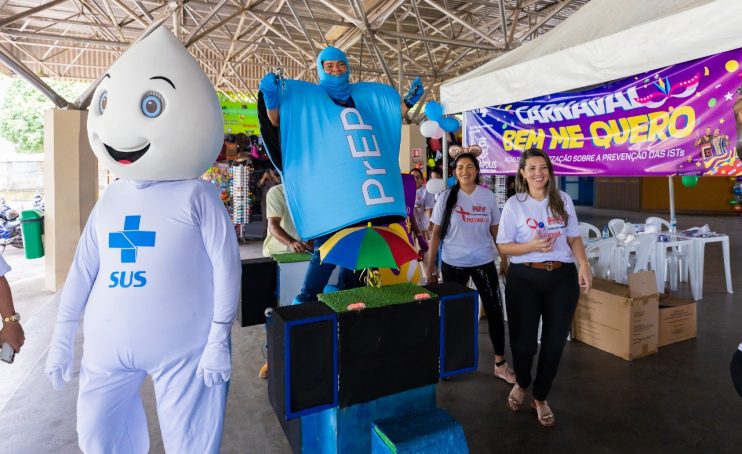 Carnaval Bem Me Quero: Ação da Saúde levou prevenção e conscientização ao Terminal Rodoviário de Eunápolis 13