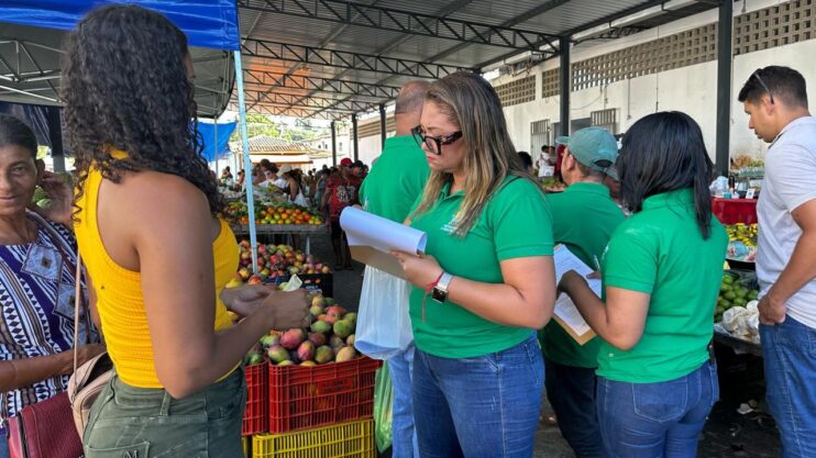 Feirantes de Porto Seguro estão sendo recadastrados 11