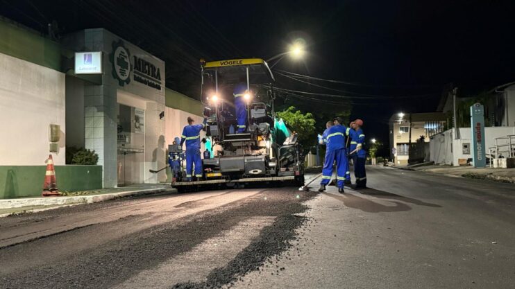 O asfalto chegou: Prefeitura avança com obras de pavimentação em Eunápolis 10