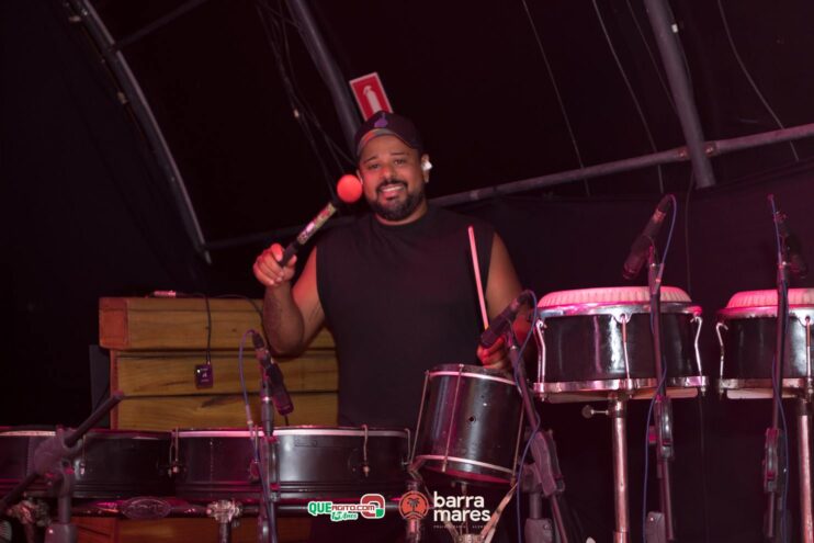 Patrick Jones e DJ Caliel animam mais uma edição inesquecível do Luau Barramares 293