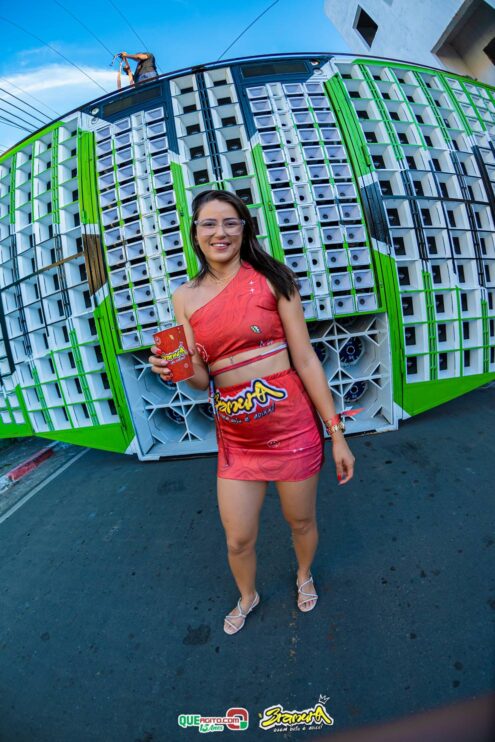 Milhares de foliões se divertiram no desfile do Bloco Bramura na Micareta de Pau Brasil 2025 52