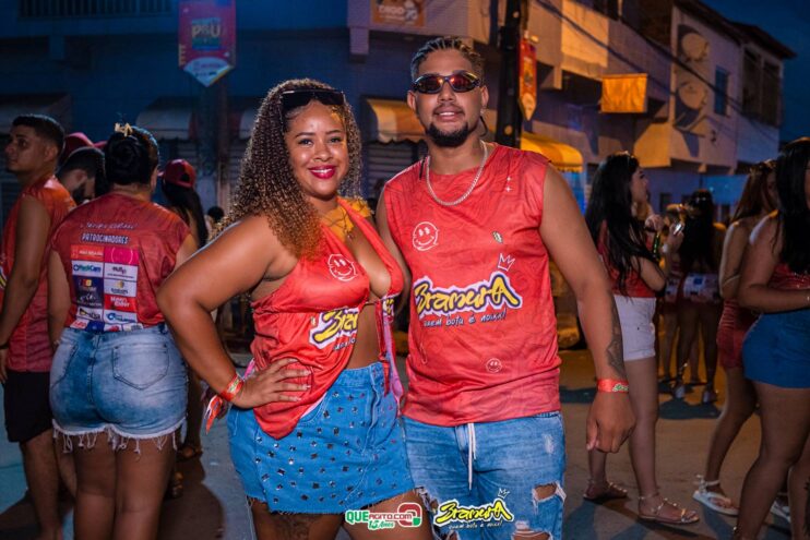 Milhares de foliões se divertiram no desfile do Bloco Bramura na Micareta de Pau Brasil 2025 271