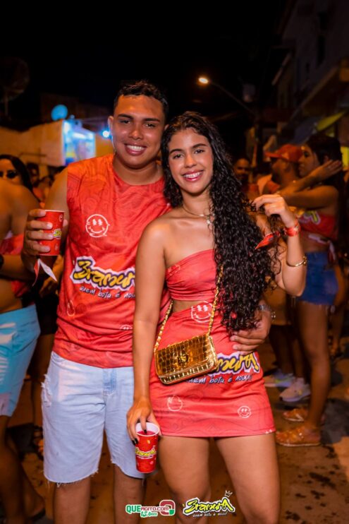 Milhares de foliões se divertiram no desfile do Bloco Bramura na Micareta de Pau Brasil 2025 393