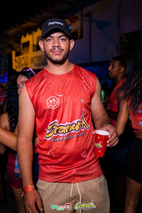 Milhares de foliões se divertiram no desfile do Bloco Bramura na Micareta de Pau Brasil 2025 410