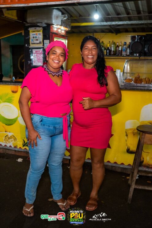 Marcynho Sensação leva público ao delírio na terceira noite da Micareta de Pau Brasil 2025 32