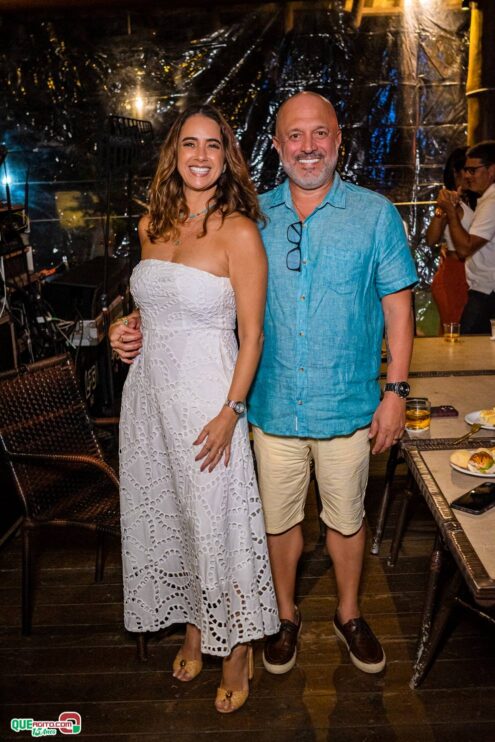 Gui de Paula brilha ao lado de artistas na gravação do álbum “Forró & Muito Mais”, no palco do Eco Bahia Hotel 215