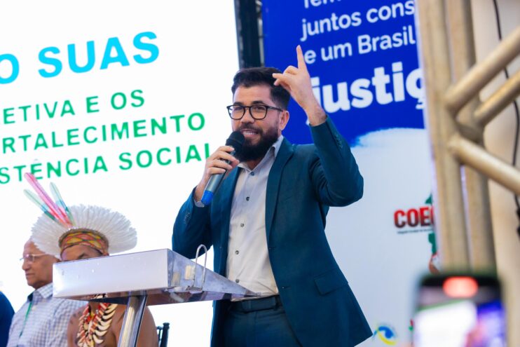 Eunápolis participa do 14º Encontro Baiano de Gestores Municipais de Assistência Social 23