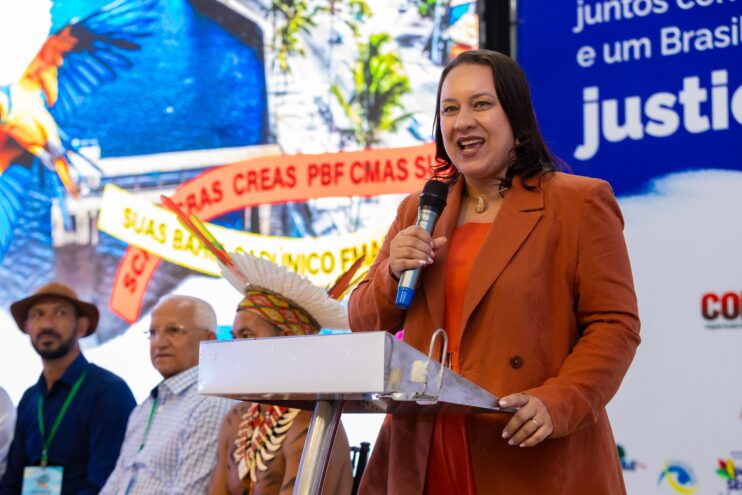 Eunápolis participa do 14º Encontro Baiano de Gestores Municipais de Assistência Social 19