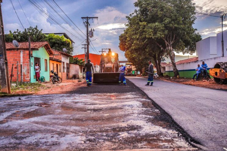 O asfalto chegou: Prefeitura avança com obras de pavimentação em Eunápolis 15