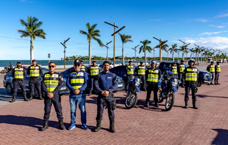 Apoio da Guarda Civil Municipal e CAF reforça ordenamento do trânsito em Porto Seguro 10