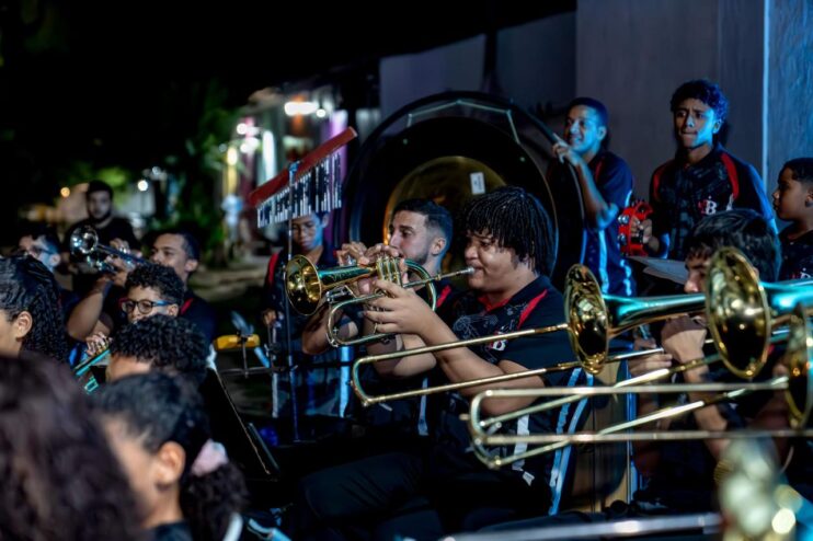 Prefeitura encerra Salão de Artes de Porto Seguro com premiação e música 35