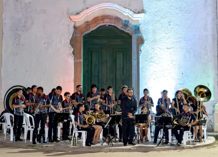 Prefeitura encerra Salão de Artes de Porto Seguro com premiação e música 34