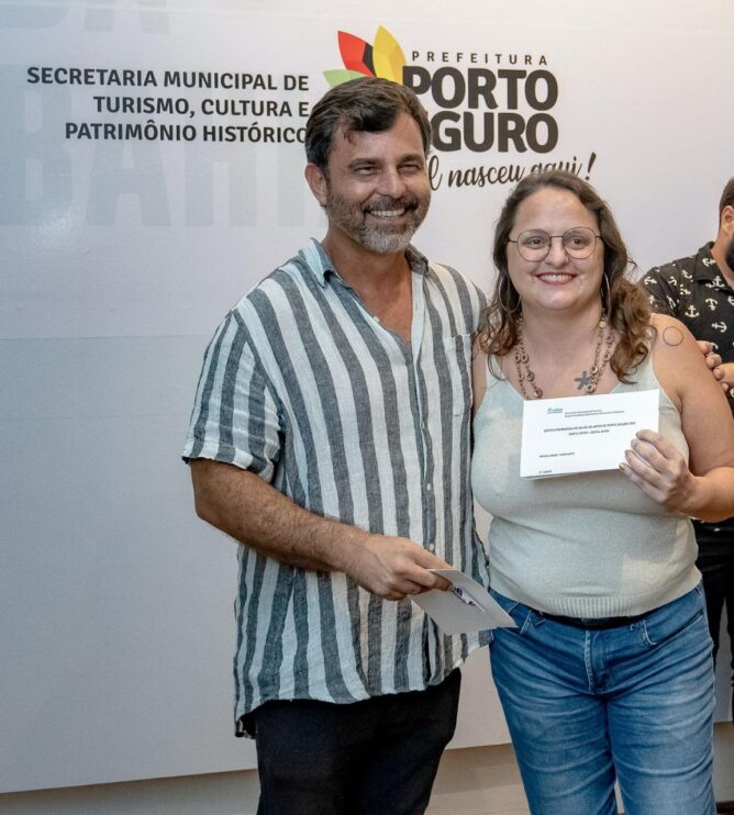 Prefeitura encerra Salão de Artes de Porto Seguro com premiação e música 22