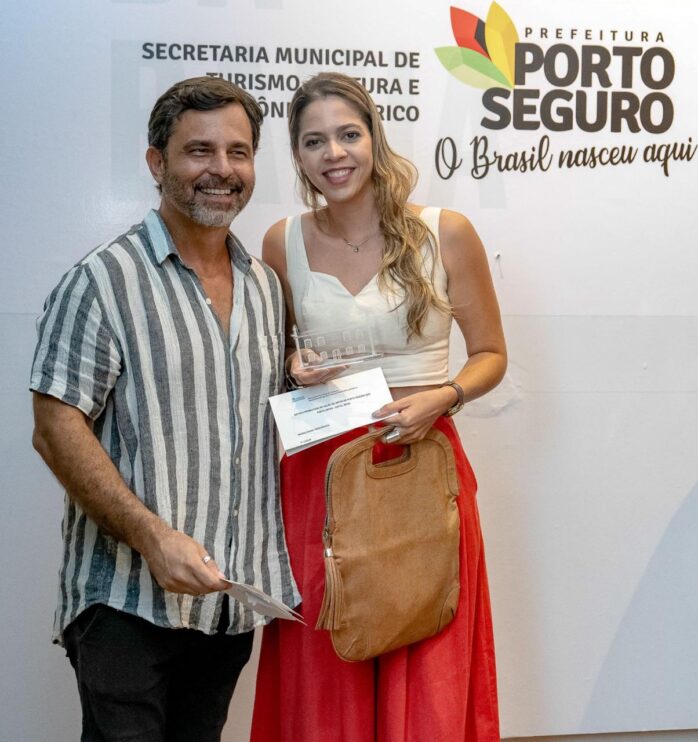 Prefeitura encerra Salão de Artes de Porto Seguro com premiação e música 19