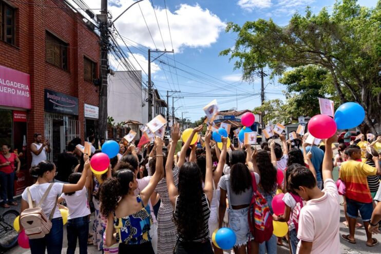 Aniversário do Brasil é comemorado com chegada da Cruz da Primeira Missa 19