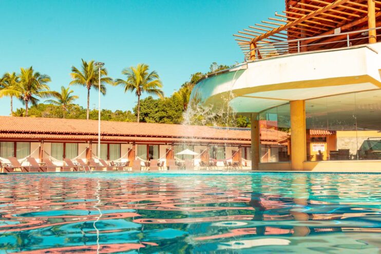 Porto Seguro Praia, entre os 8 melhores resorts do Brasil, terá programação especial de São João 4