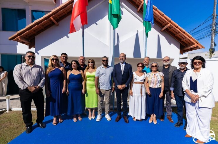 Eunápolis realiza ato cívico de hasteamento das bandeiras em comemoração aos 37 anos de emancipação. 48