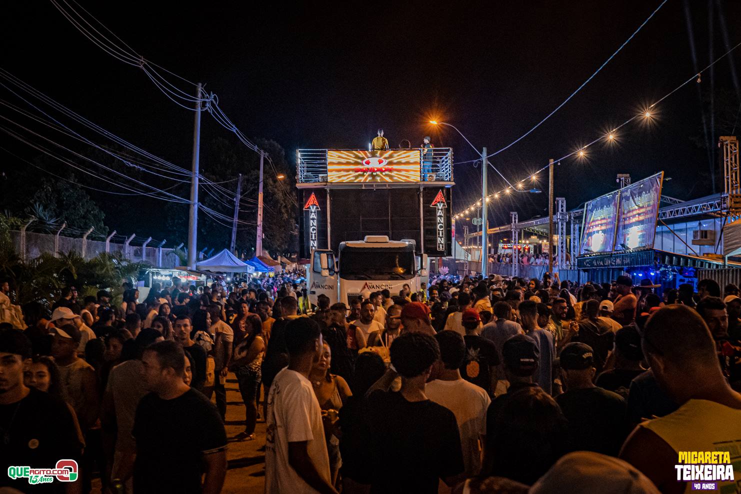 Cheiro de Amor e Durval Lélys animam a segunda noite da Micareta Teixeira 40 anos 19