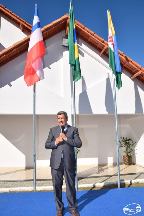 Eunápolis realiza ato cívico de hasteamento das bandeiras em comemoração aos 37 anos de emancipação. 24