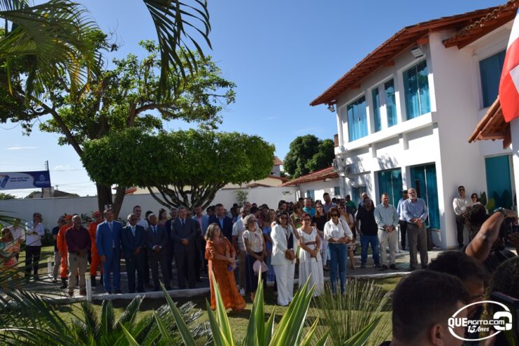 Eunápolis realiza ato cívico de hasteamento das bandeiras em comemoração aos 37 anos de emancipação. 33