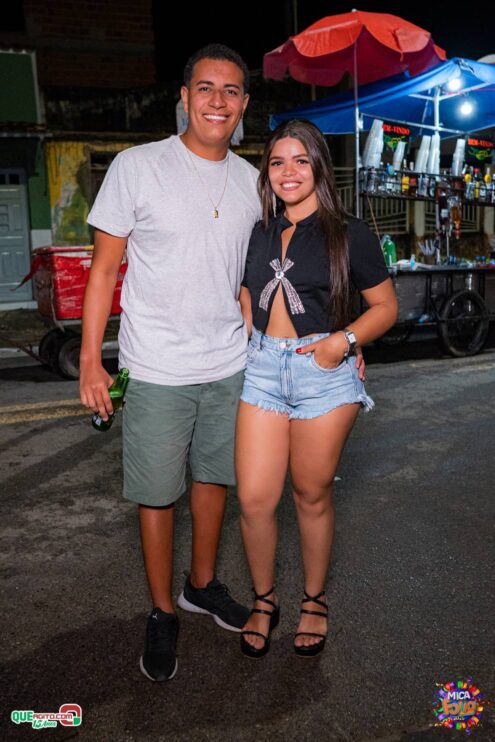 Psirico e Cris Mel agitam a abertura do Mica Folia 2025 em Santa Luzia 180