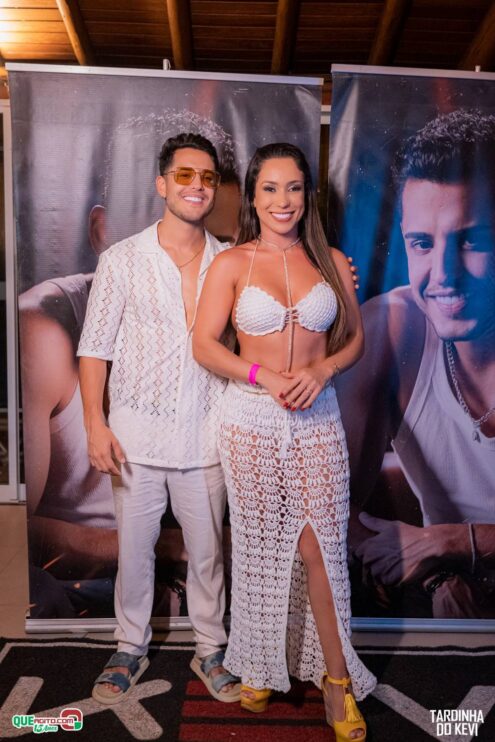 Tardinha do Kevi Jonny atrai fãs de toda a região e lota a Cabana Área Beach 479