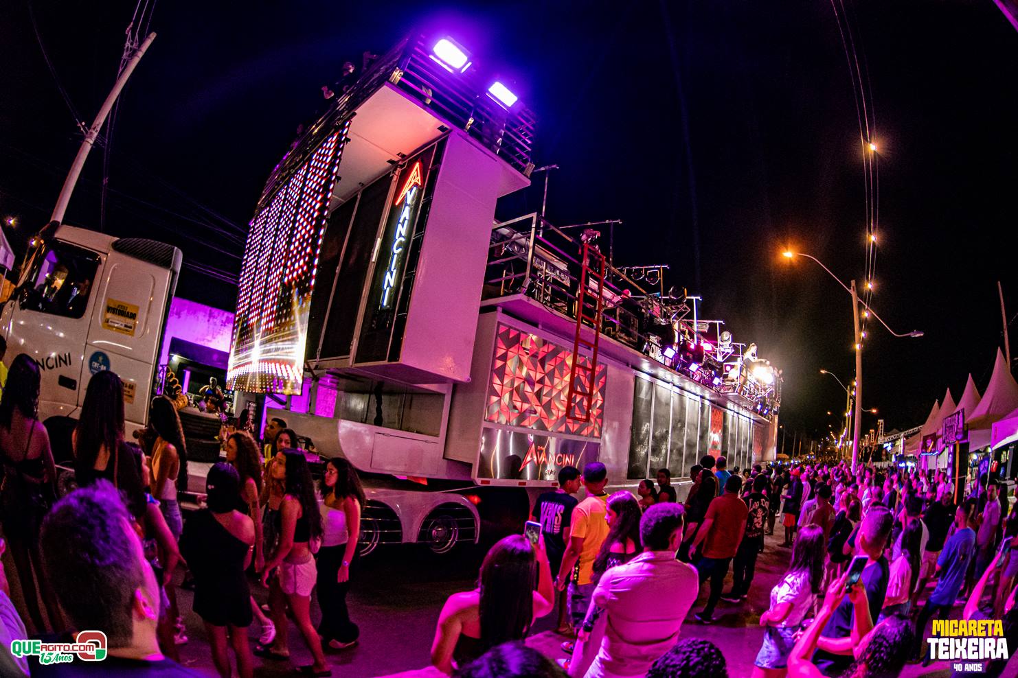 Cheiro de Amor e Durval Lélys animam a segunda noite da Micareta Teixeira 40 anos 17